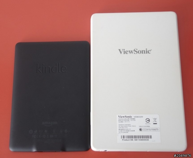【外觀比一比】Amazon Kindle Paperwhite VS.優派遠流金庸機