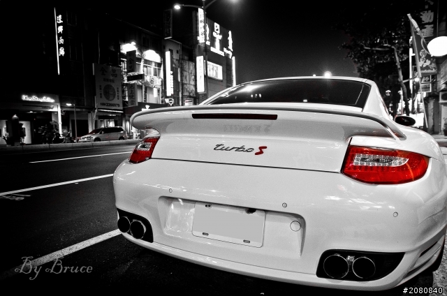 高雄五福路 turbo S