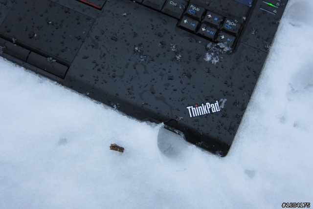 自製LENOVO SL410簡易防寒防雪測試