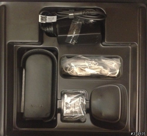怒怒怒 請問我在露天買的這支手機Nokia 8800 Sirocco是正品嗎?露天賣家堅稱是正品,大家注意