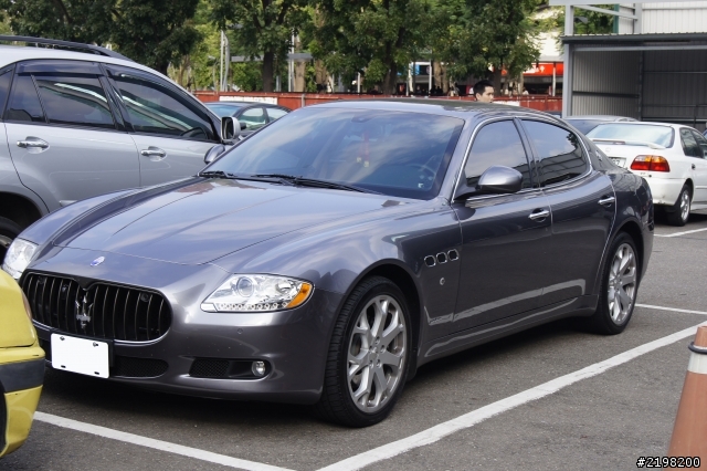 偶遇Maserati Quattroporte