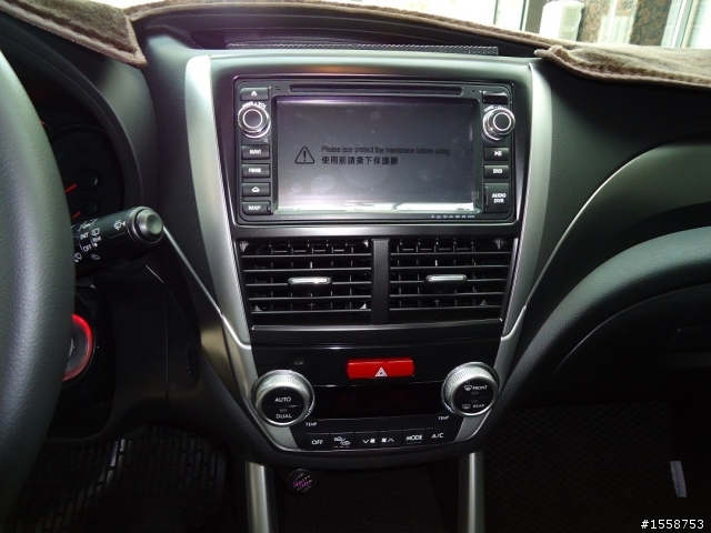 2012 Subaru Forester 2.0XS 深海藍 開箱 1/21 新增引擎室拉桿