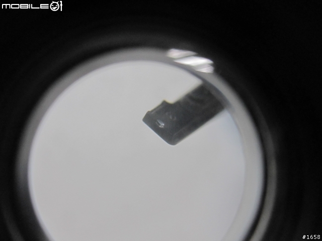 有人的蝴蝶機充電防塵防水蓋 蓋不緊了嗎?