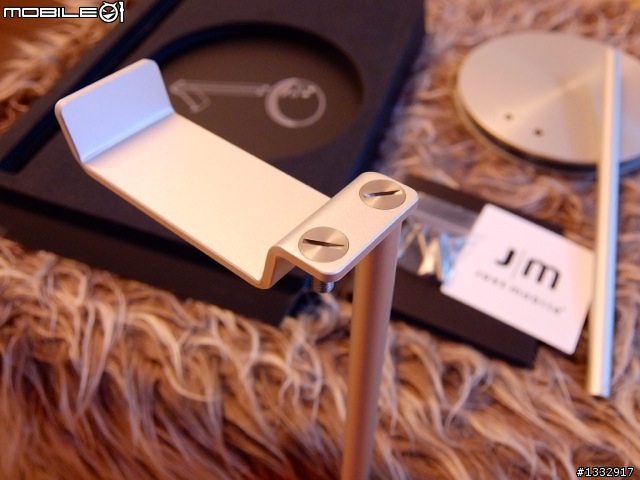 [分享] Just Mobile 鋁製質感滿點的耳機架