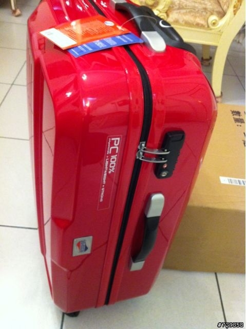 American tourister 行李箱開箱