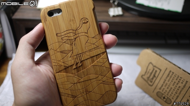竹製品~I phone 5's Case- by GROVE... 觸感大推啊!!!