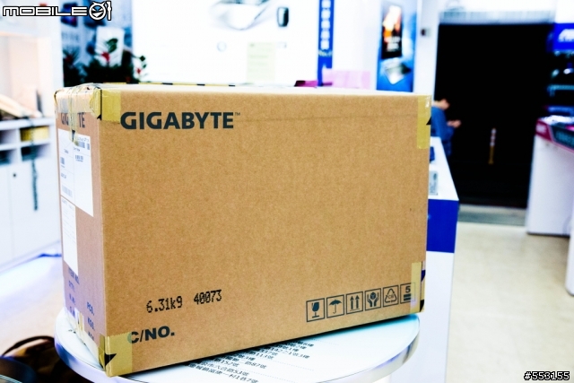 GIGABYTE P2542G 開箱