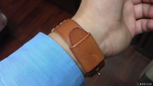 invicta 8926 上手工皮帶…感覺不一樣