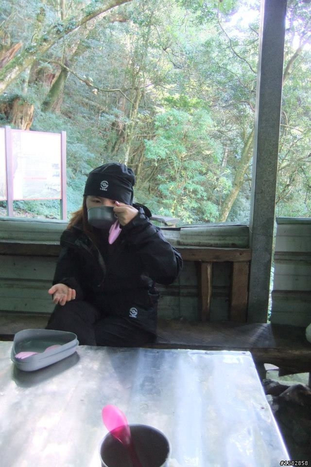 《雪地防寒》頭部+臉部保暖配件PK