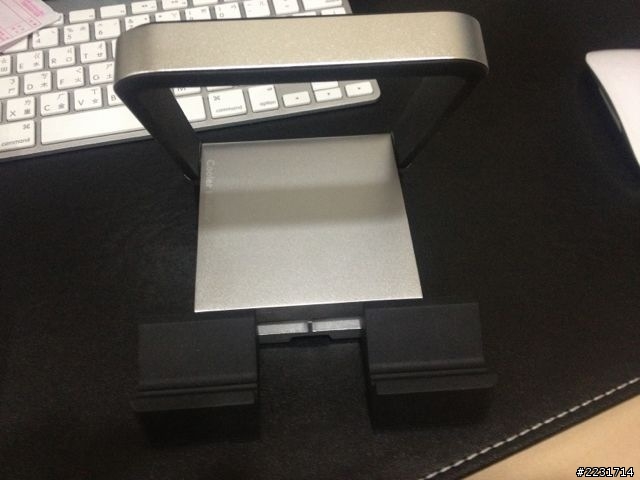 [分享]高質感各種APPLE手機，平板車架for FORD Fiesta (Cooler Master Cube)