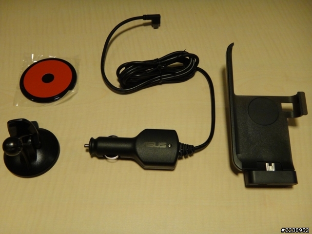 PADFONE 2 原廠車架入手!!