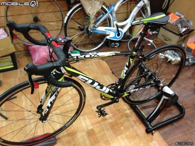 [不專業開箱文]我的第一台公路車FUJI ALTAMIRA GEOX