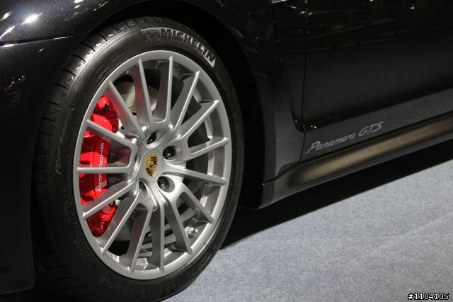 2013 台中新車大展(185P慎入)