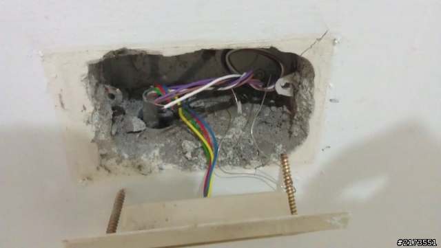 如何安裝國際牌星光電話線插座