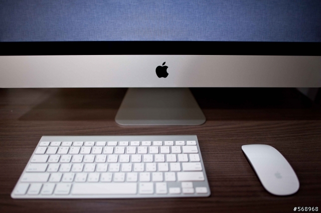 等待22天的 New  I Mac
