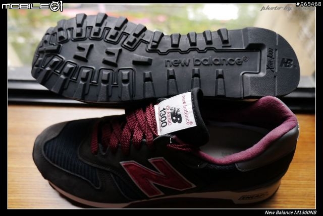 [開箱] New Balance M1300CL-NB “Made in USA” 酒紅/深灰 配色