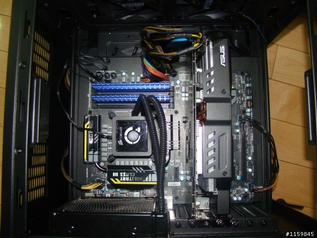 (圖多)酷媽巨型平躺機殼HAF-XB+Z77 MPOWER+I5 3570K 開箱(老電腦升級)