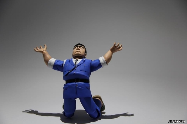 地表最強男人！SHF 兩津堪吉！開箱！
