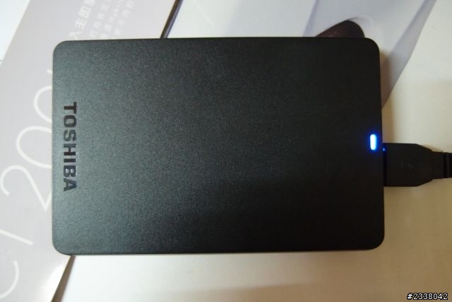 [開箱] TOSHIBA 1.0TB/TO USB3.0 外接硬碟