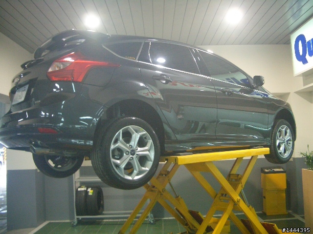 88.8 focus  tdci 5d 小發柴---一個小家庭的購車菜單與思考