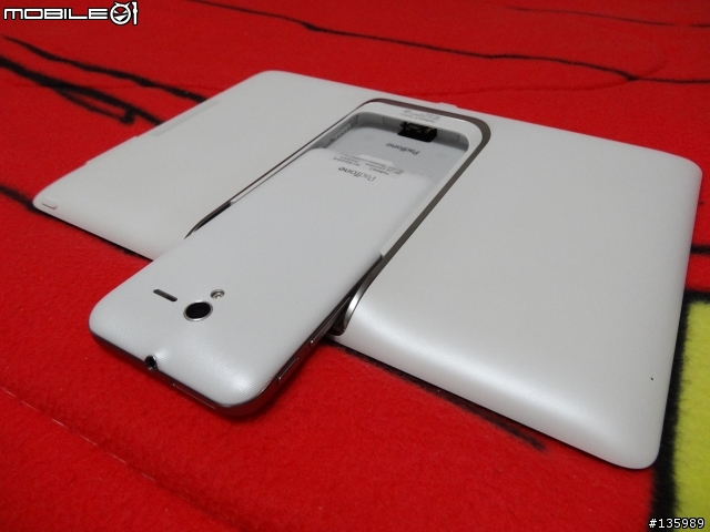 Padfone2 +Padstation 64G雪白簡單開箱