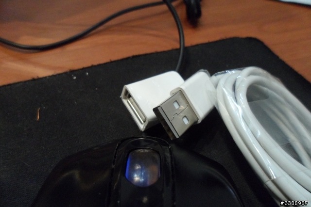[求救]新買的IPHONE4S 內配件問題