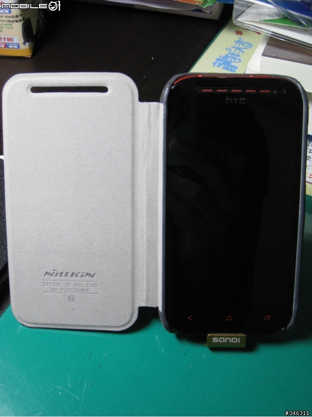 HTC ONE SV 紅色版 + SanDisk microSDXC 64GB 開箱~1/25補相機測試