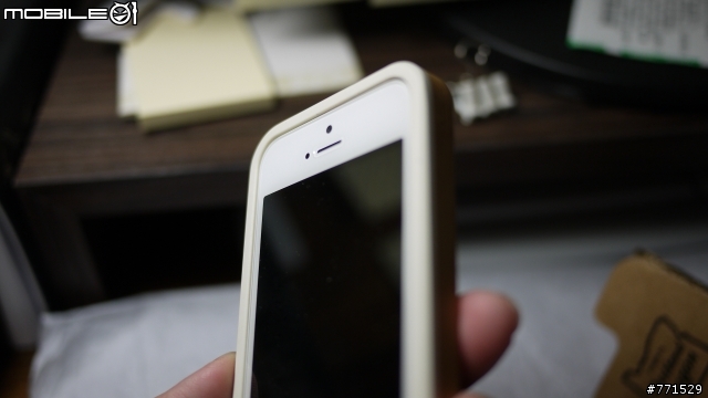 竹製品~I phone 5's Case- by GROVE... 觸感大推啊!!!