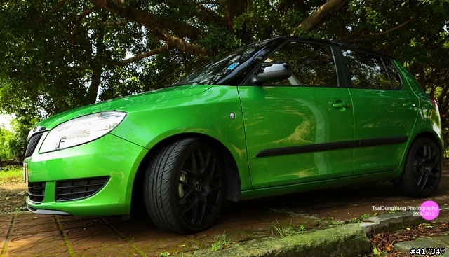 我的Fabia 1.2(新換Mage避震器)