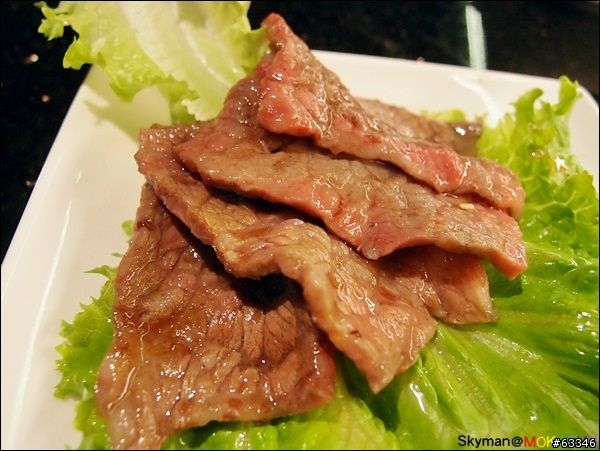台中豐原-牧島燒肉專門店。食材、服務都蠻不錯的