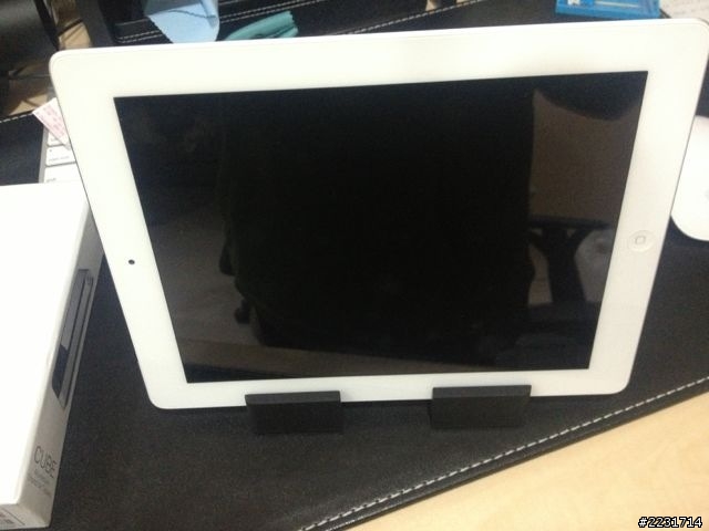 [分享]高質感各種APPLE手機，平板車架for FORD Fiesta (Cooler Master Cube)