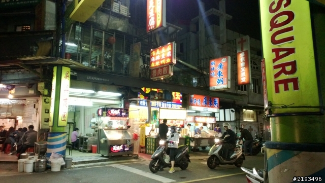 NOKIA Lumia 820 夜間拍照測試