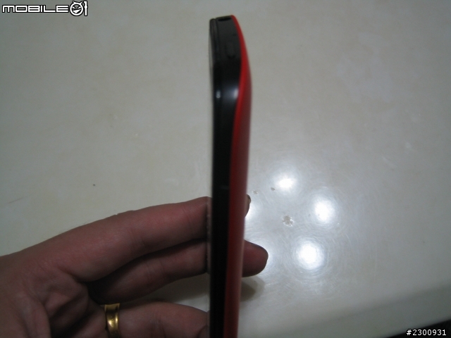 HTC ONE SV紅黑雙機背蓋互換(附圖)