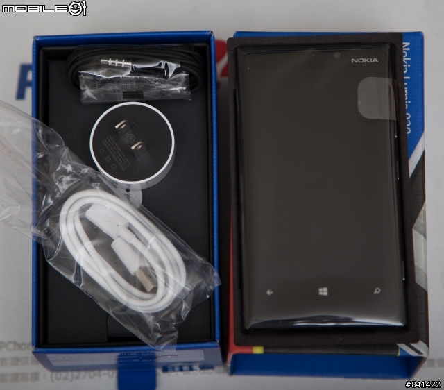 簡易開箱文 Lumia 920 黑