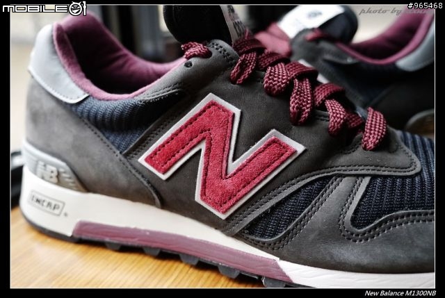 [開箱] New Balance M1300CL-NB “Made in USA” 酒紅/深灰 配色