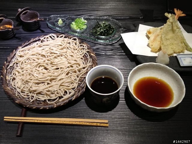 【分享】 來這裡舒舒服服的吃一碗美味蕎麥麵-二月半そば 蕎麦麺