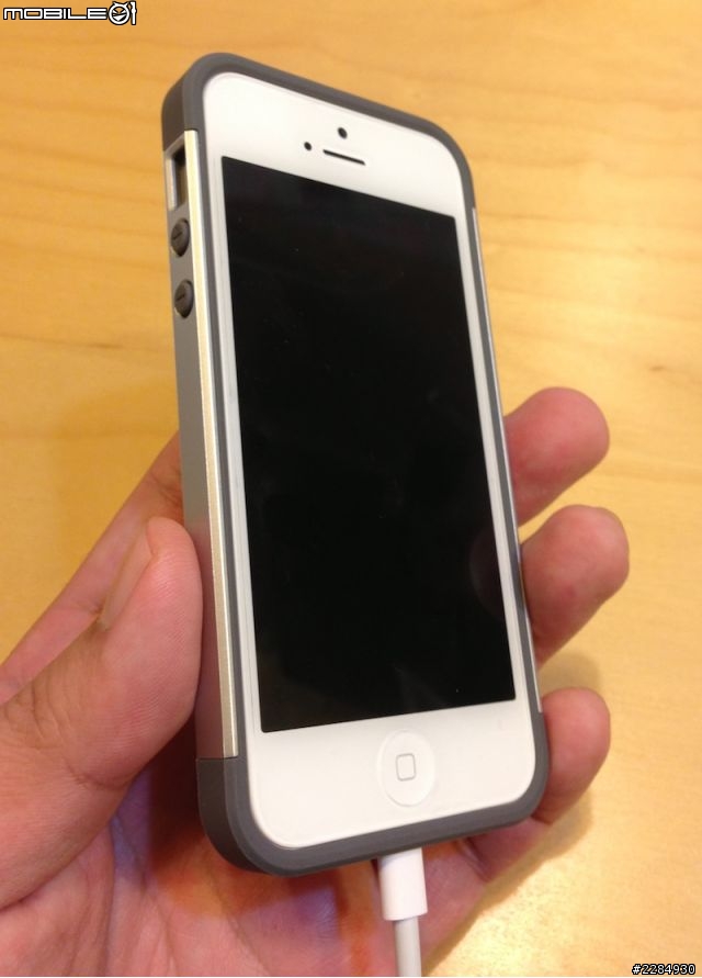 [開箱] Spigen SGP Slim Armor 保護殼 (圖多)