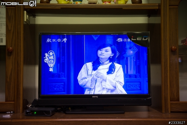 新買的BenQ SL32-6500 不正常的顏色...