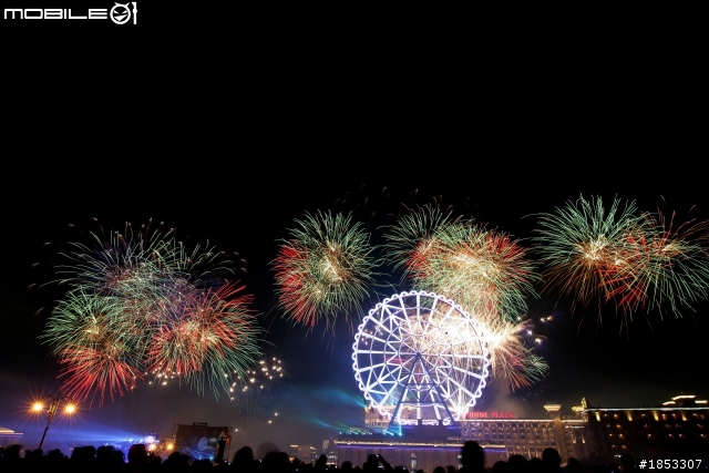 2013跨年夜煙火蓋大樓