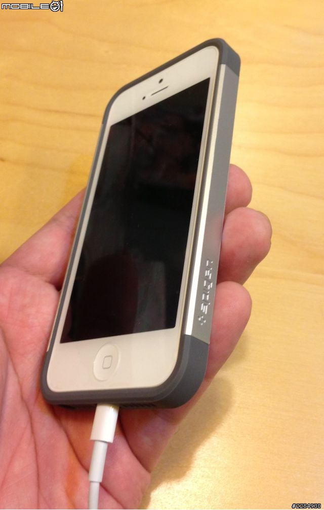 [開箱] Spigen SGP Slim Armor 保護殼 (圖多)
