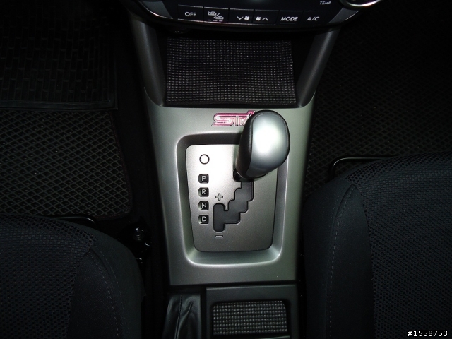 2012 Subaru Forester 2.0XS 深海藍 開箱 1/21 新增引擎室拉桿
