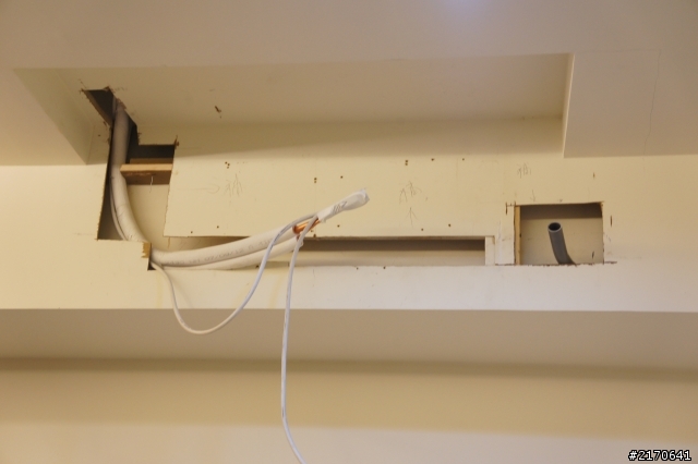 [詢問] 冷氣施工後天花板修補DIY