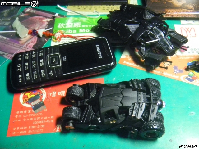 [開盒]HOTWHEEL 1/50 黑暗騎士 TUMBLER 跟BAT 開盒