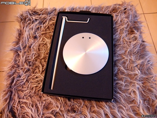 [分享] Just Mobile 鋁製質感滿點的耳機架