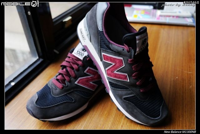 [開箱] New Balance M1300CL-NB “Made in USA” 酒紅/深灰 配色