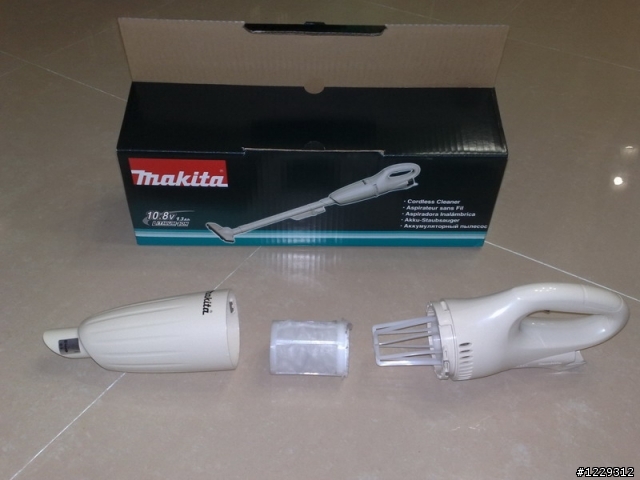 [開箱文]~Makita CL100DW無線吸塵器(更新:2016/2/1)