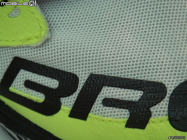 BROOKS T 7 Racer 超輕量馬拉松鞋試穿心得分享