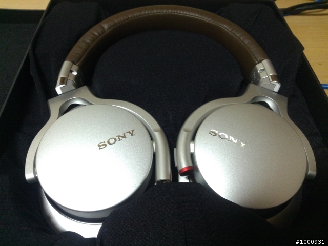 今年的工作獎金─SONY MDR-1R(銀)