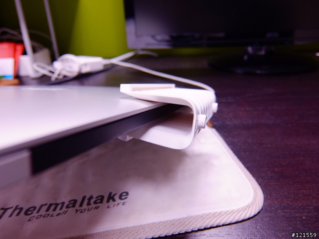【分享】Just Mobile AluBase 夢想中的Mac筆電站立架