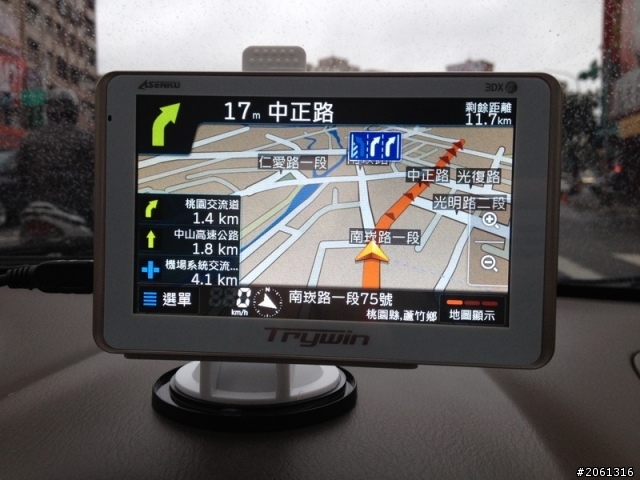 [分享]讓前檔更清爽的Trywin 3DX2，行車紀錄器+衛星導航二合一